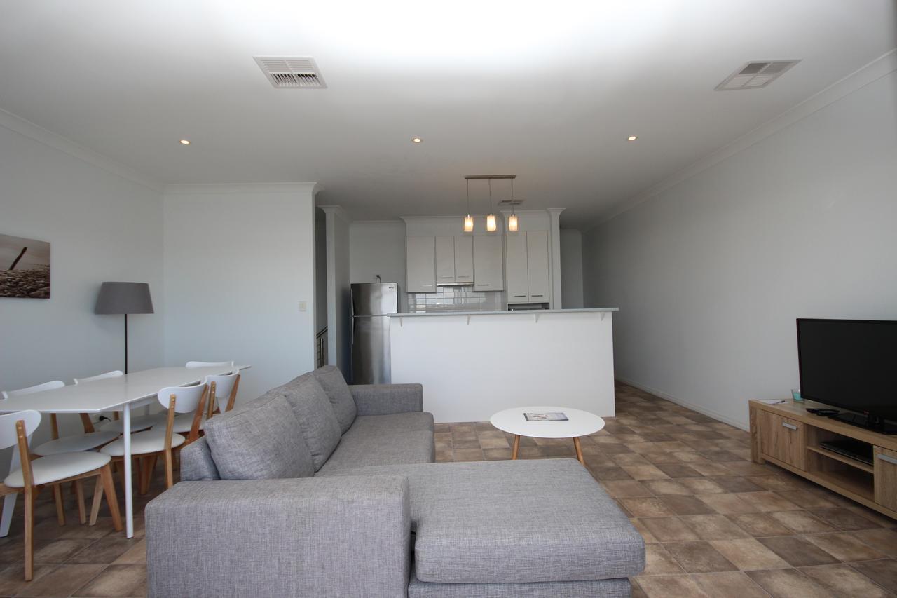 Wallaroo Marina Apartments Luaran gambar